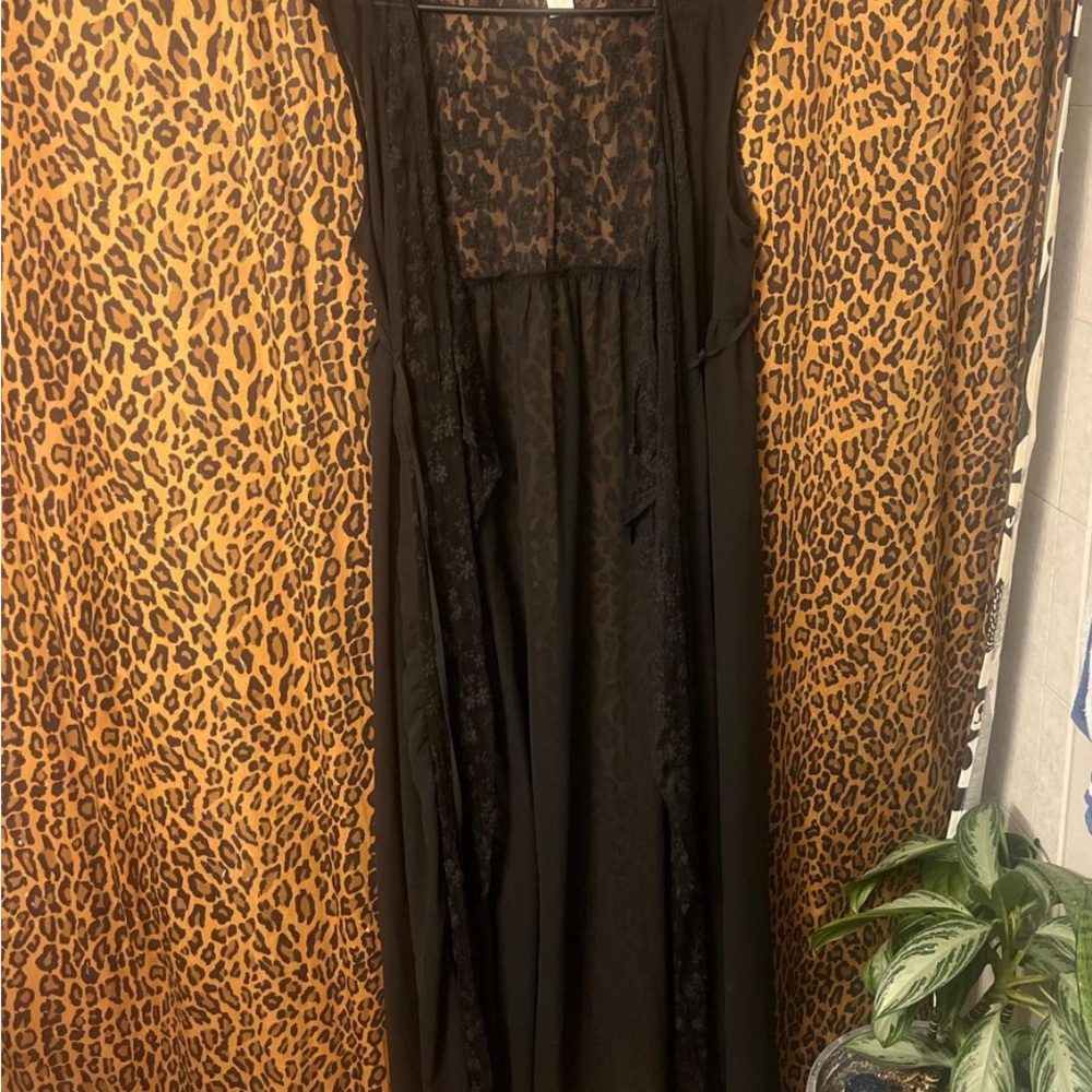 Band of Gypsies Black and Brown Lace Top